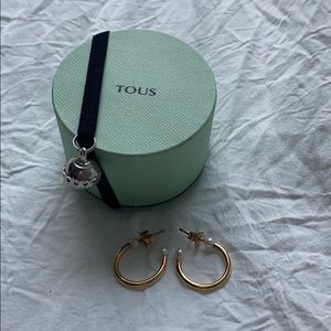 Tous Gold Peral Small hoop earings NEVER WORN